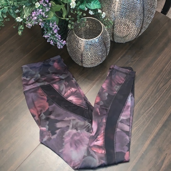 RBX Pants - RBX FLORAL ATHLETIC ANKLE LENGTH LEGGINGS WINE ROSE SIZE SMALL